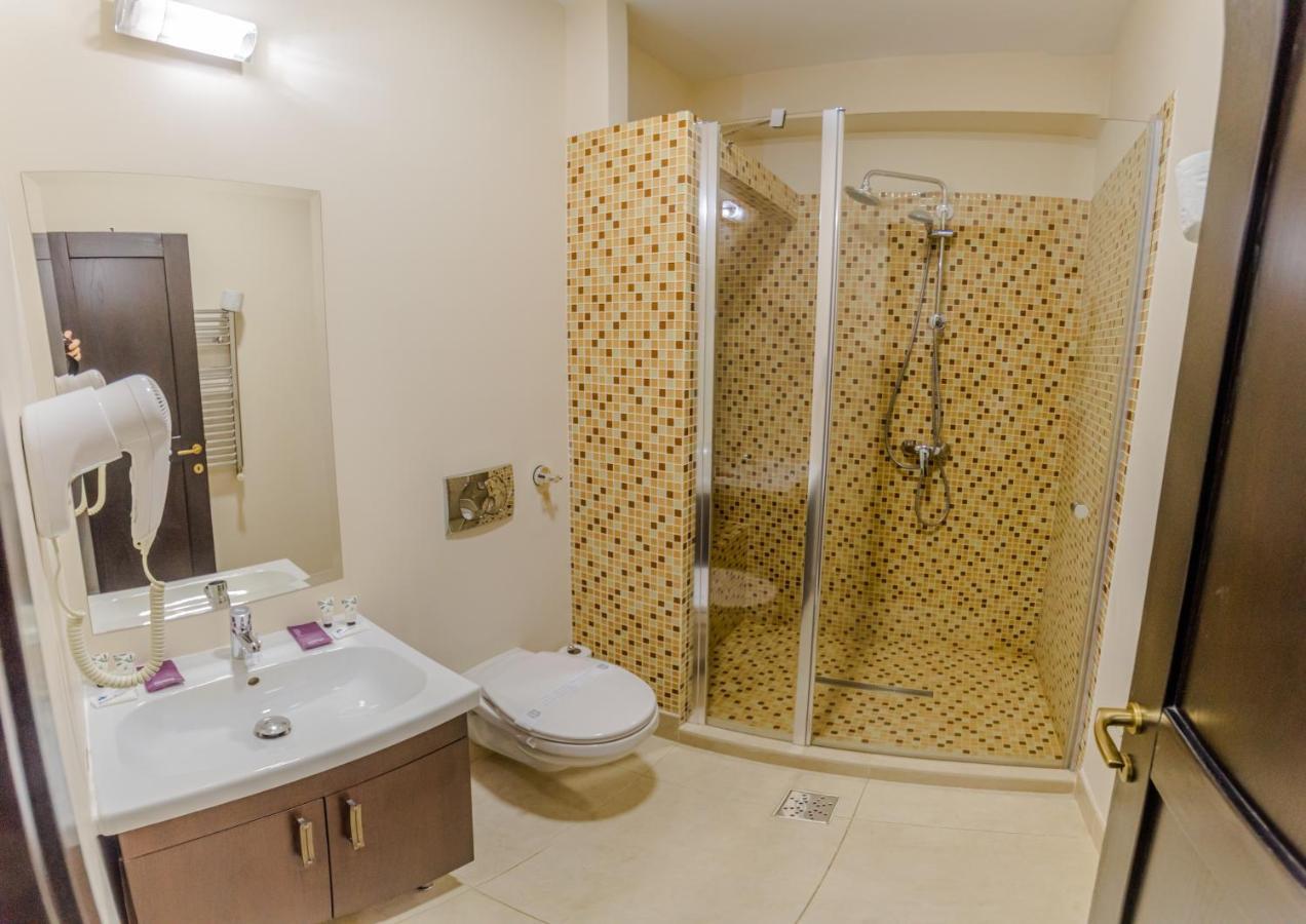 Hostel Parc Falticeni Luaran gambar